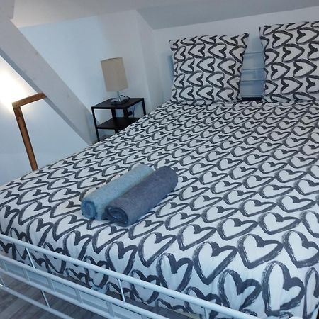 Appartement 1, Jardin, Collation, 5 Min De L'Aeroport Cdg Le Mesnil-Amelot Kültér fotó